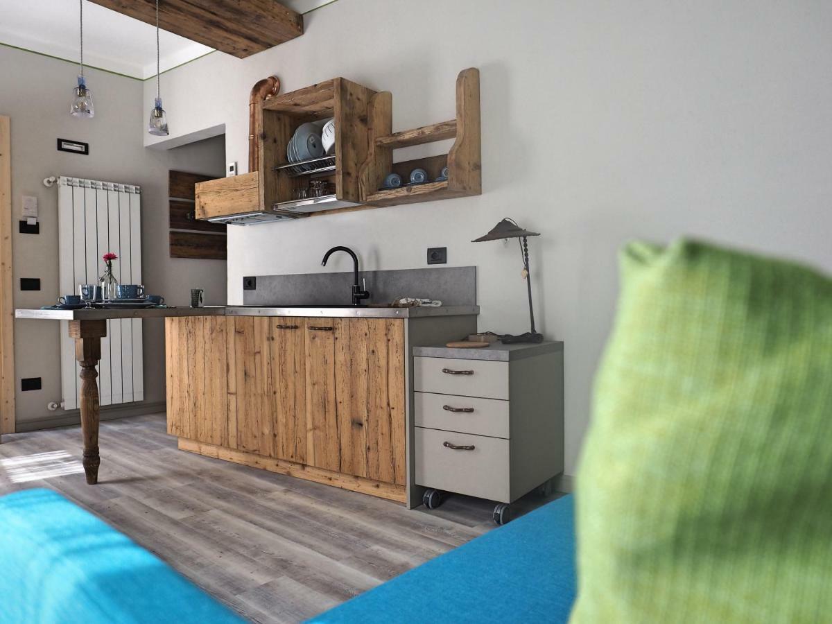 Maison De La Lumiere Rivoltella del Garda Pokoj fotografie